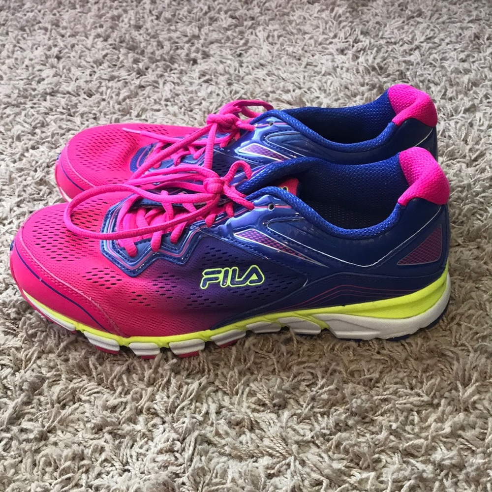 FILA Tennis Shoes